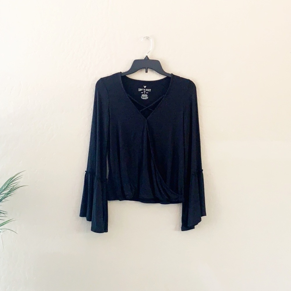 🌿Final Sale American Eagle Soft & Sexy T Collection Black‎ Top